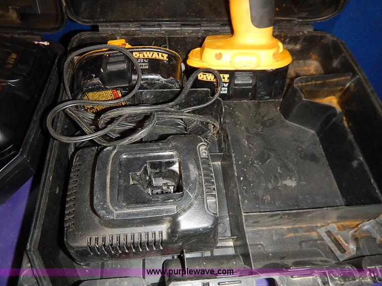 image for item AV9620 (6) DeWalt power tools