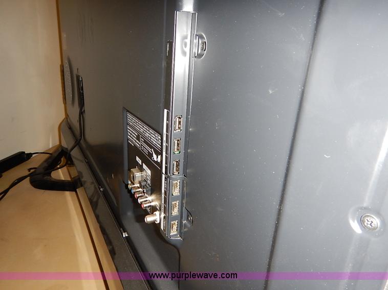 image for item AV9631 LG 55" television