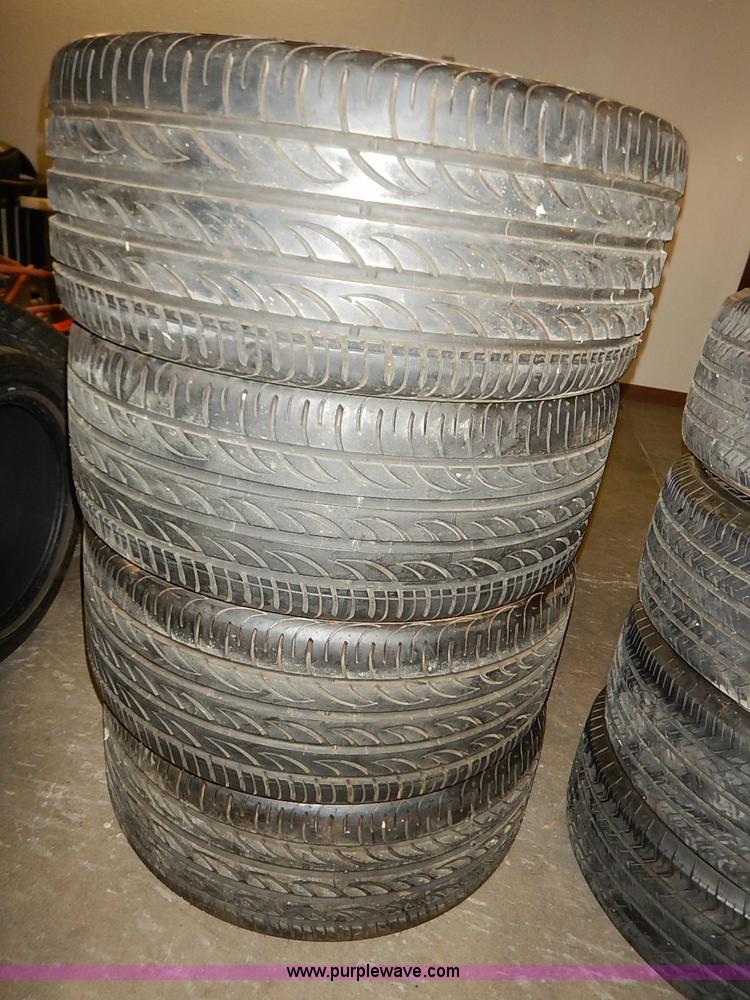 image for item AV9641 Assorted tires and wheels