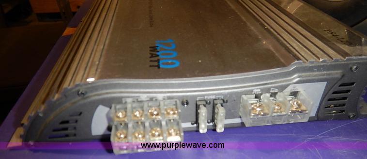 image for item AV9645 Assorted car audio equipment