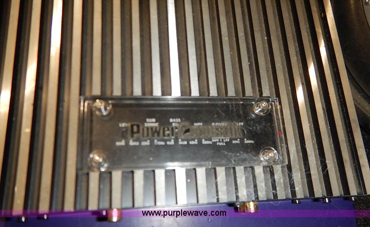 image for item AV9645 Assorted car audio equipment