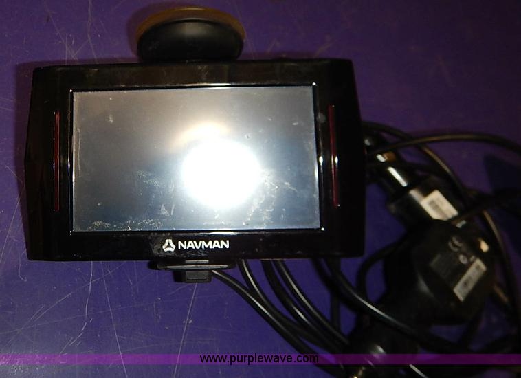 image for item AV9646 (2) GPS units