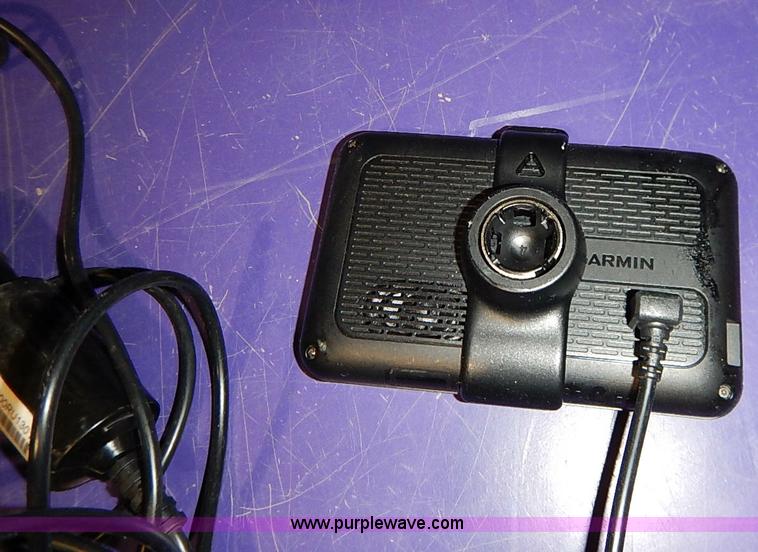 image for item AV9646 (2) GPS units