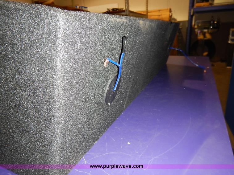 image for item AV9647 Assorted car audio equipment