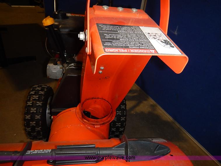 image for item AV9648 Ariens 624 snow blower