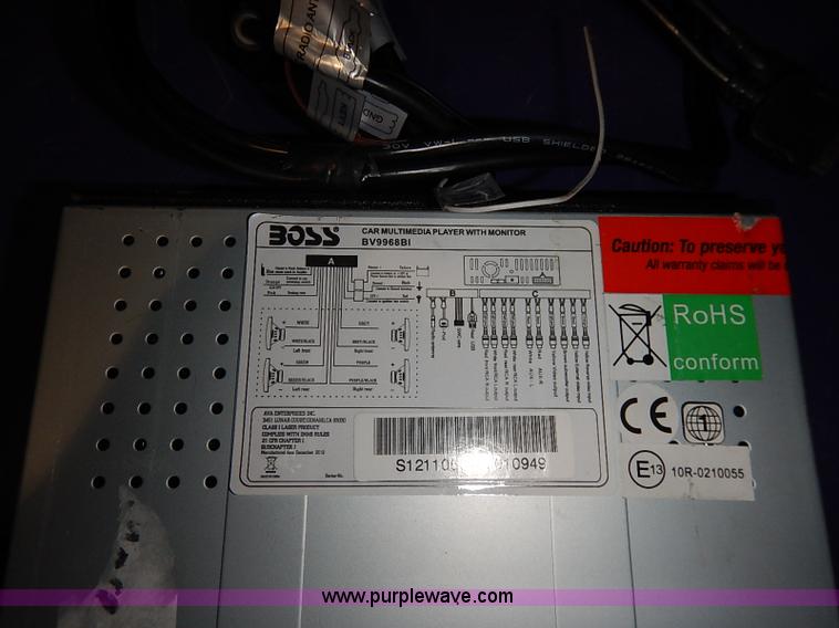 image for item AV9649 Assorted car audio equipment