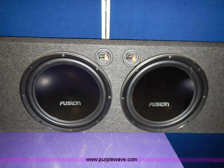 image for item AV9649 Assorted car audio equipment