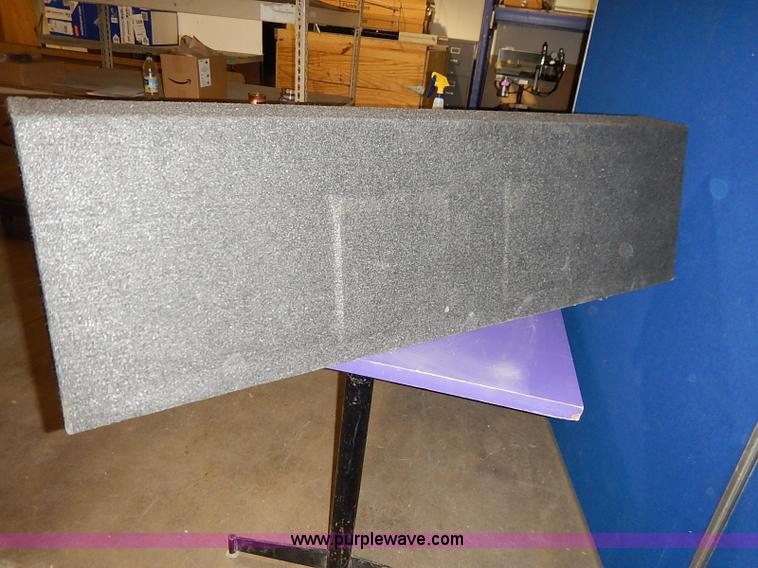 image for item AV9649 Assorted car audio equipment