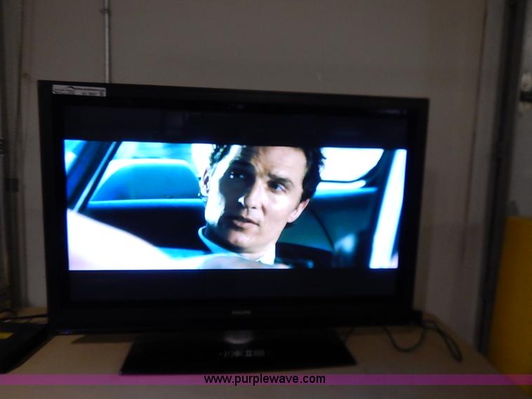 image for item AV9657 Philips 50" flat screen television