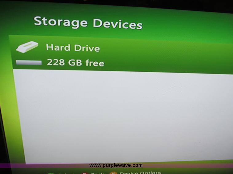 image for item AV9662 Xbox 360 game system