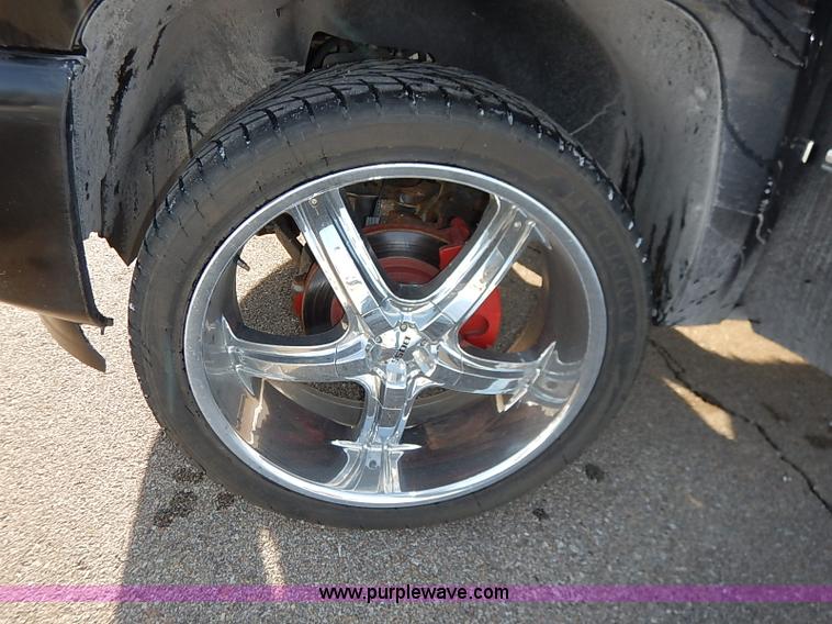 image for item I5196 2009 Chevrolet Silverado 1500 pickup truck