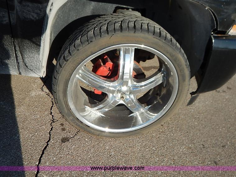 image for item I5196 2009 Chevrolet Silverado 1500 pickup truck