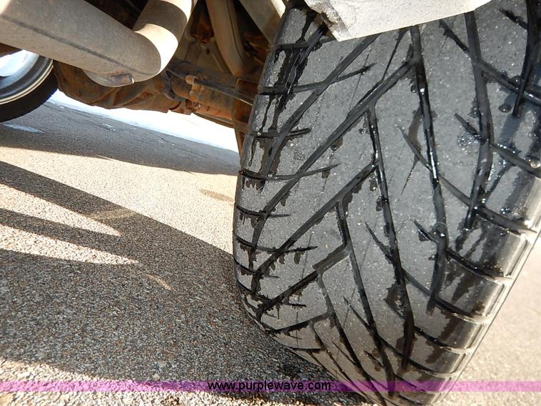 image for item I5196 2009 Chevrolet Silverado 1500 pickup truck