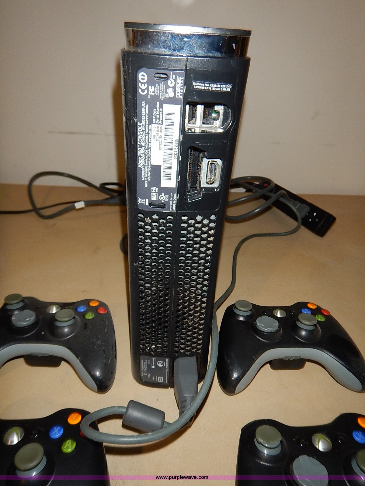 Xbox 360 game system in Manhattan, KS Item AV9626 sold Purple Wave