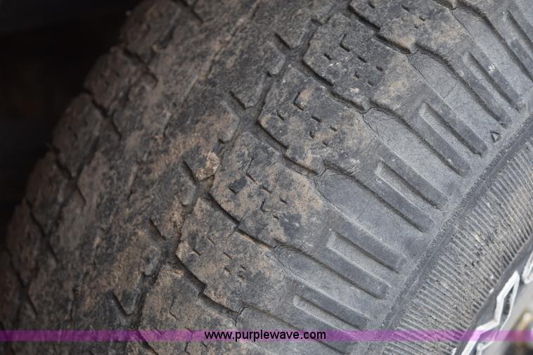 image for item I8542 1991 Chevrolet 1500 pickup truck