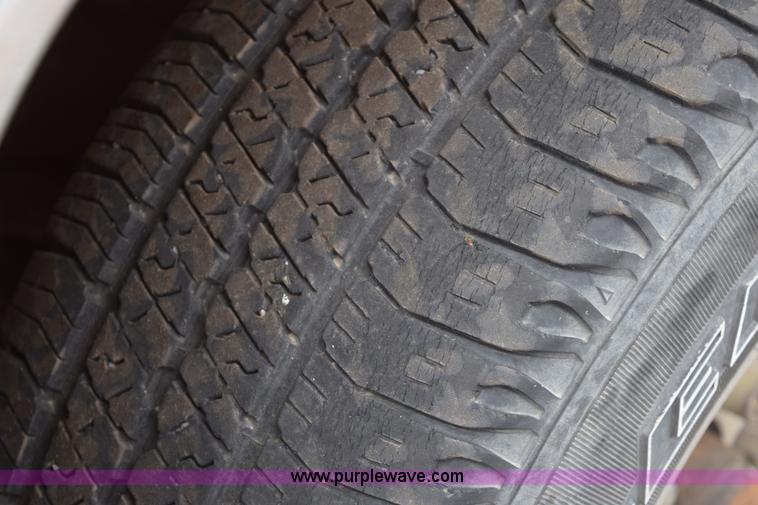 image for item I8542 1991 Chevrolet 1500 pickup truck