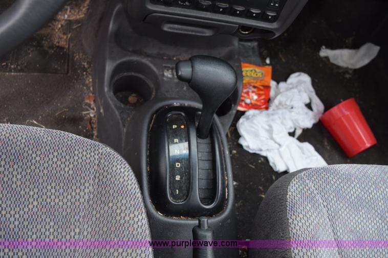 image for item I8543 1998 Dodge Neon Highline