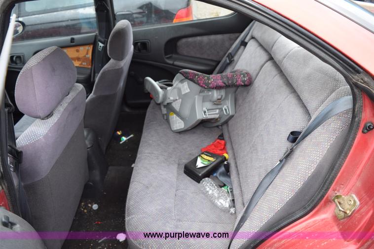 image for item I8543 1998 Dodge Neon Highline