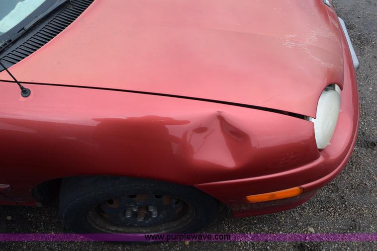 image for item I8543 1998 Dodge Neon Highline