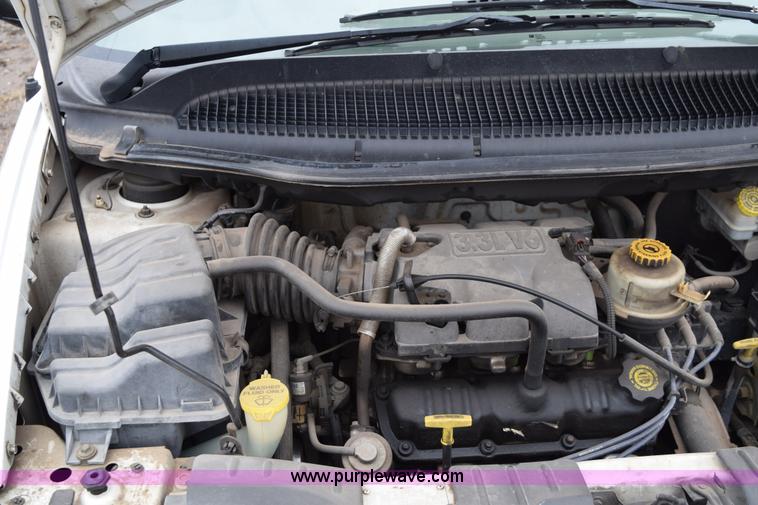 image for item I8545 2001 Dodge Grand Caravan SE van