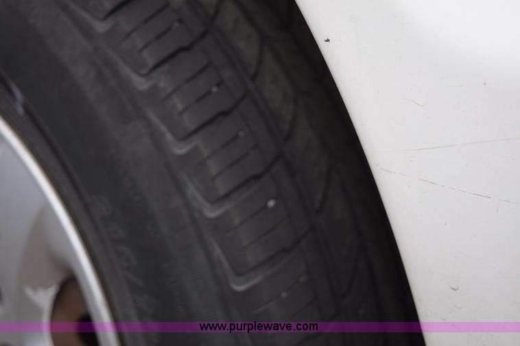 image for item I8545 2001 Dodge Grand Caravan SE van