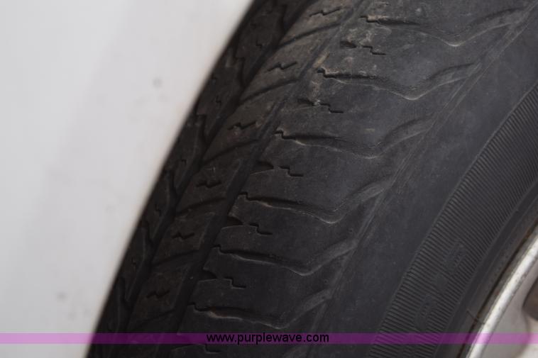 image for item I8545 2001 Dodge Grand Caravan SE van