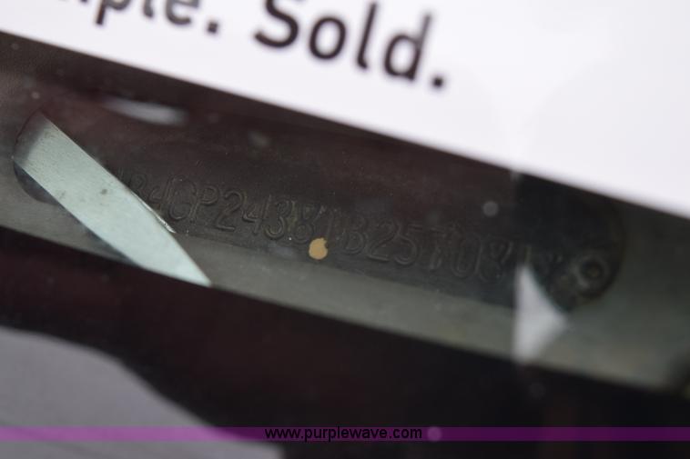 image for item I8545 2001 Dodge Grand Caravan SE van