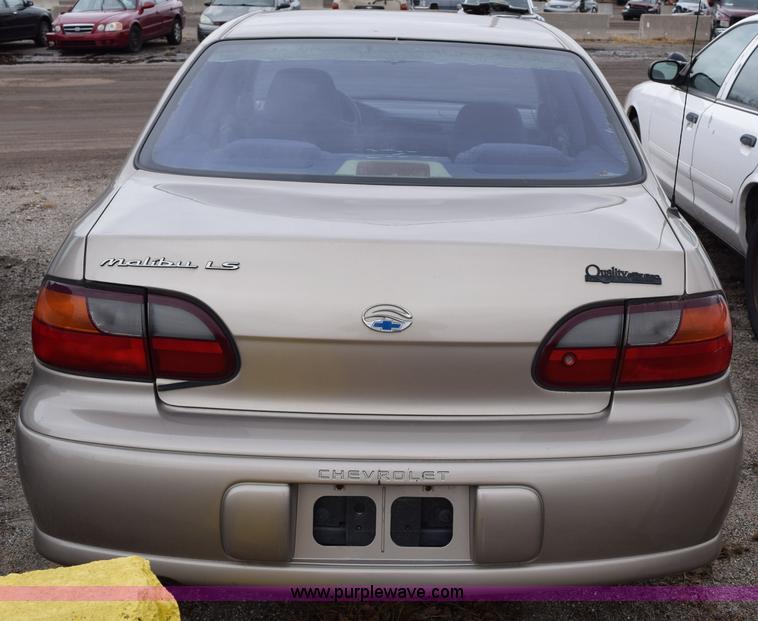 image for item I8548 1998 Chevrolet Malibu LS