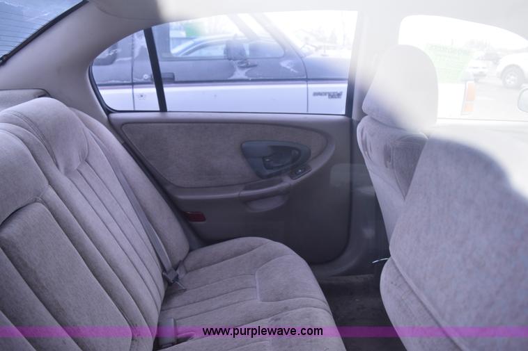 image for item I8548 1998 Chevrolet Malibu LS