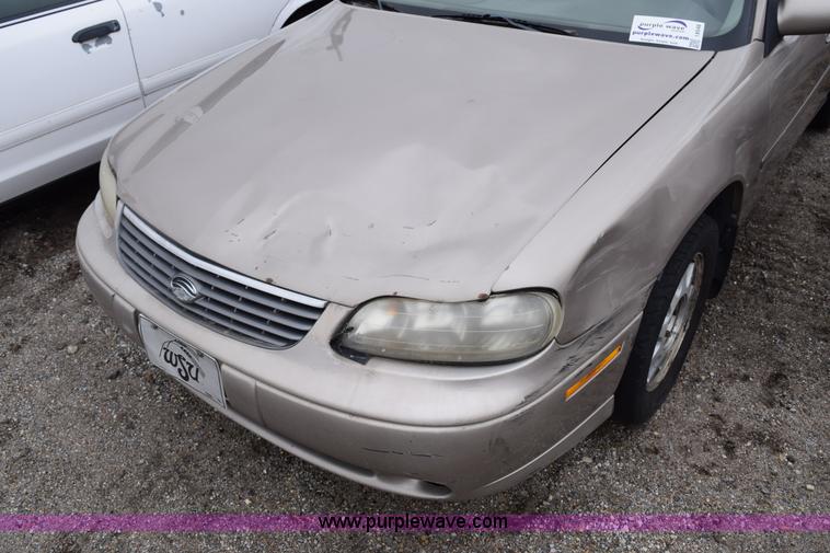 image for item I8548 1998 Chevrolet Malibu LS