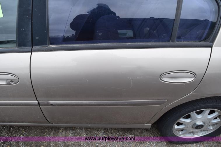 image for item I8548 1998 Chevrolet Malibu LS