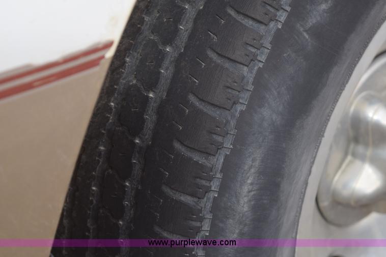 image for item I8551 2000 Ford F150 SuperCab pickup truck