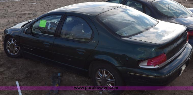 image for item I8555 1999 Chrysler Cirrus LXi