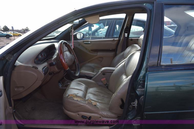 image for item I8555 1999 Chrysler Cirrus LXi