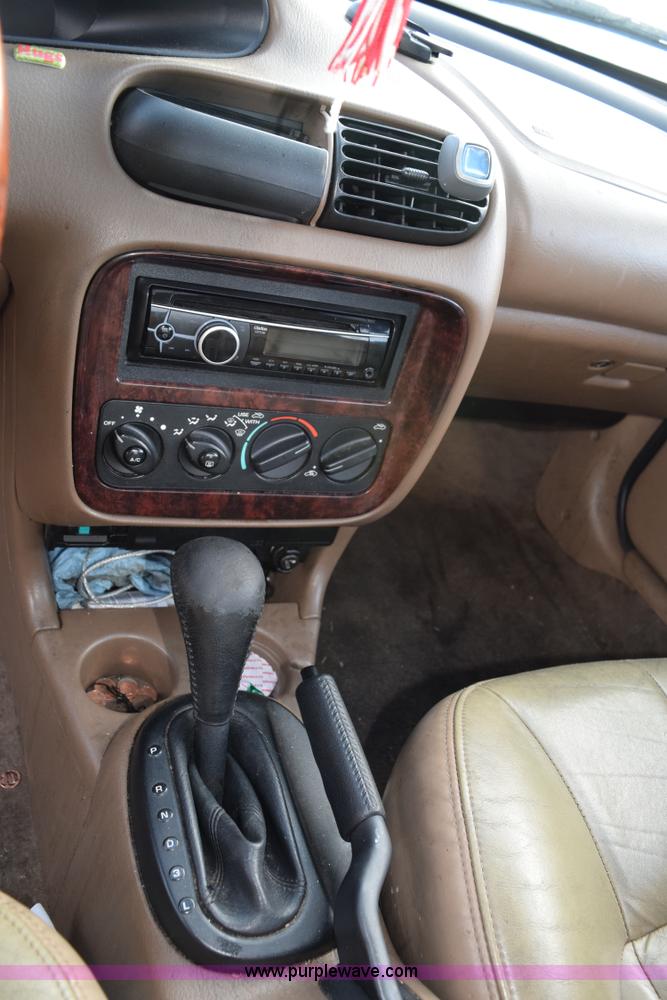 image for item I8555 1999 Chrysler Cirrus LXi