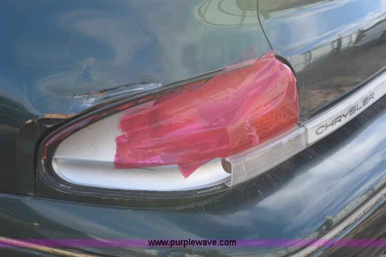 image for item I8555 1999 Chrysler Cirrus LXi