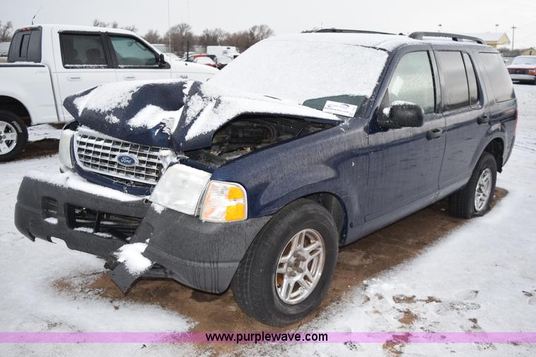 image for item I8567 2003 Ford Explorer XLS SUV
