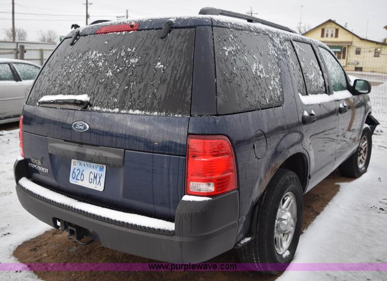 image for item I8567 2003 Ford Explorer XLS SUV