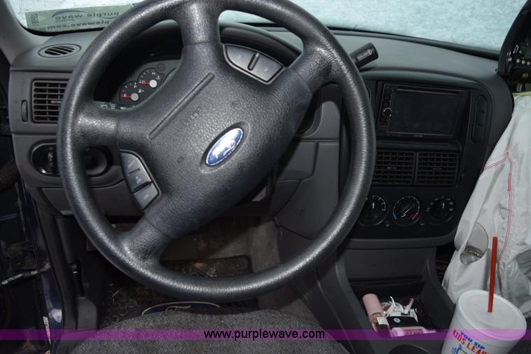 image for item I8567 2003 Ford Explorer XLS SUV