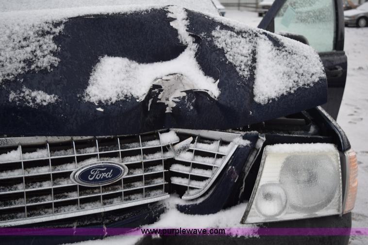 image for item I8567 2003 Ford Explorer XLS SUV