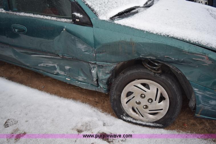 image for item I8568 1998 Ford Escort LX