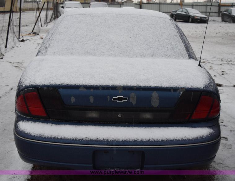 image for item I8569 1995 Chevrolet Lumina LS