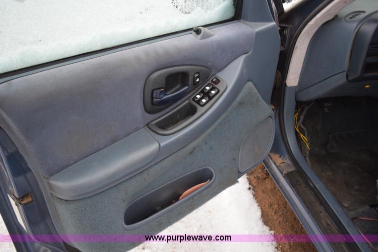 image for item I8569 1995 Chevrolet Lumina LS