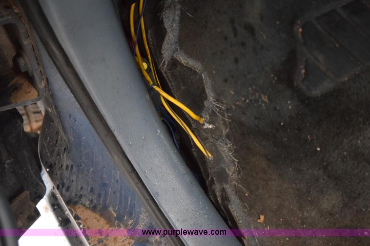 image for item I8569 1995 Chevrolet Lumina LS