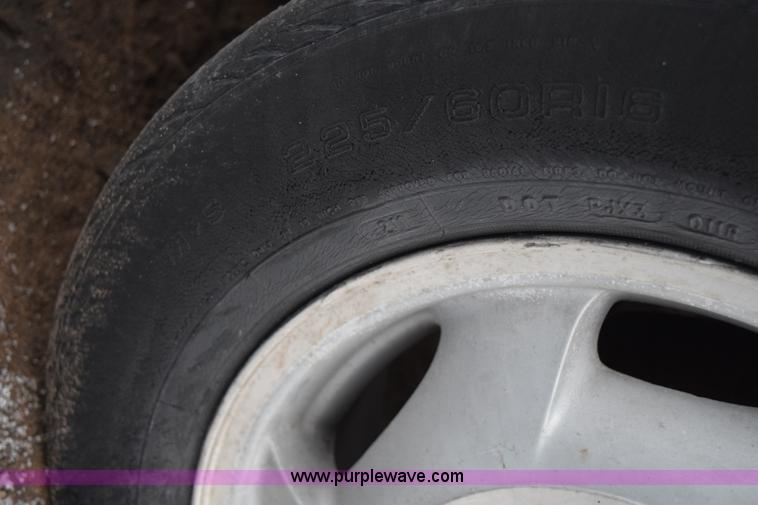 image for item I8569 1995 Chevrolet Lumina LS