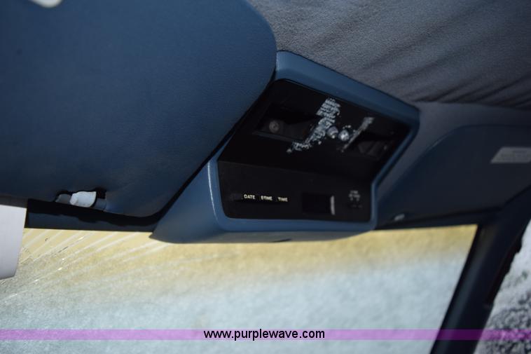 image for item I8570 1989 Ford Escort LX