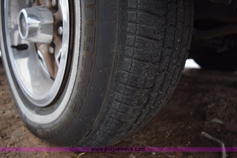 image for item I8571 1982 Oldsmobile Cutlass Supreme