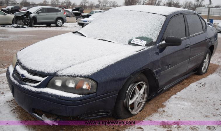 image for item I8572 2000 Chevrolet Impala LS