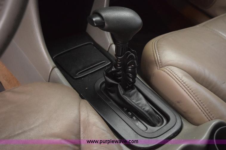 image for item I8572 2000 Chevrolet Impala LS