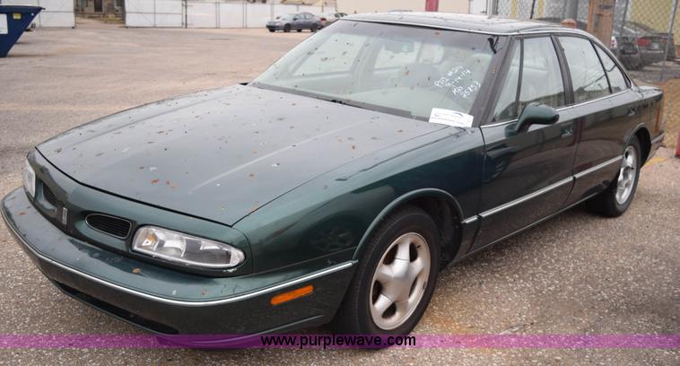image for item I8573 1996 Oldsmobile Eighty Eight
